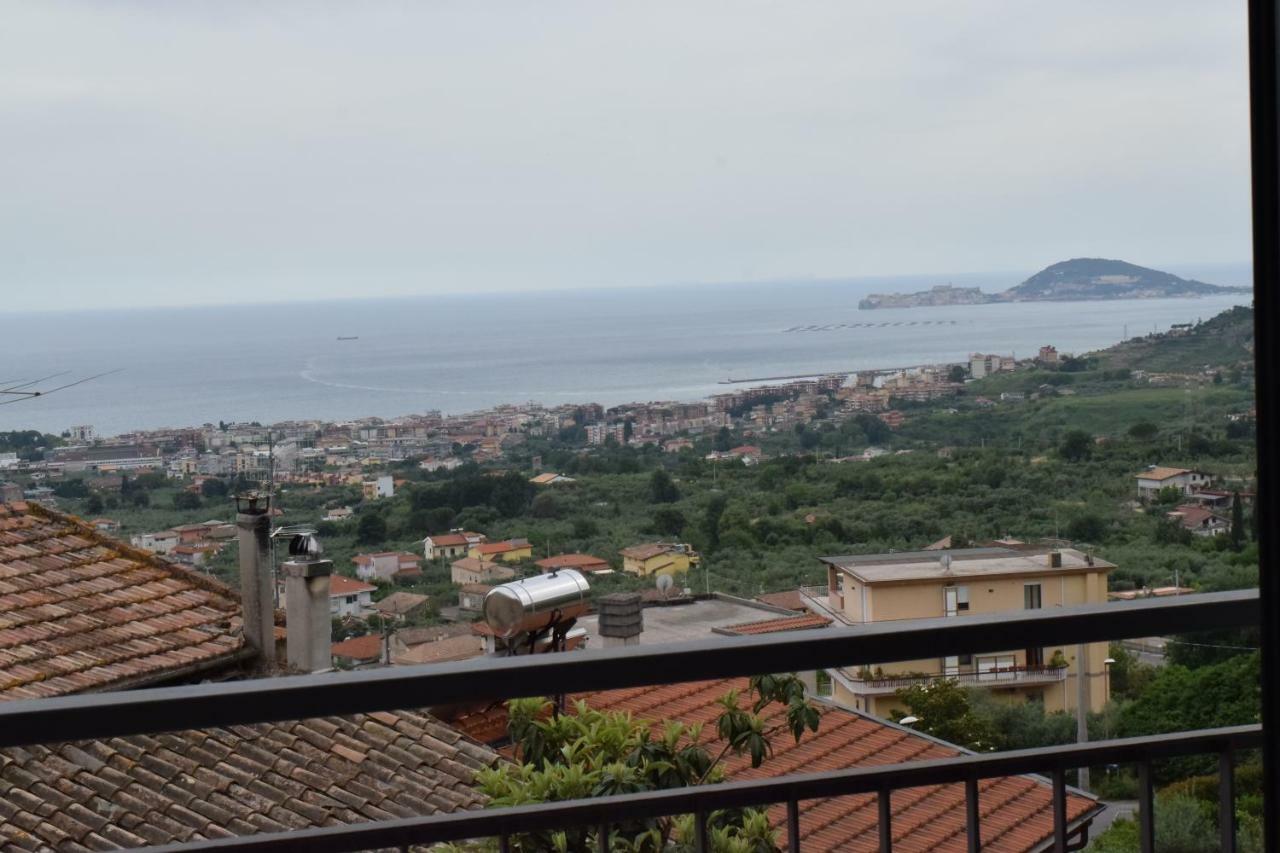 Altomuro 39 Di S.A. Formia Bagian luar foto