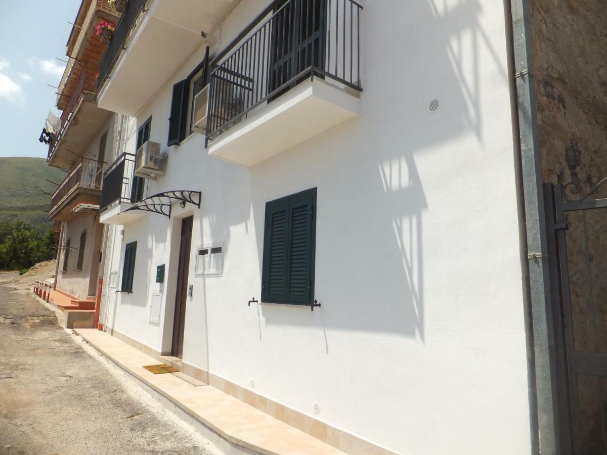 Altomuro 39 Di S.A. Formia Bagian luar foto